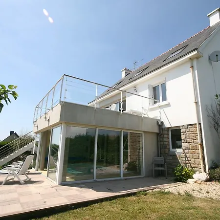 Villa Modern Mansion In Clohars-carnoet With Private Swimming Pool