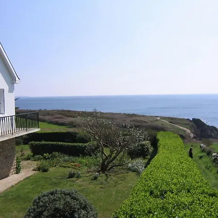 Modern Mansion In Clohars-carnoet With Private Swimming Pool